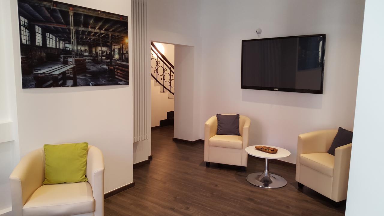 Best Business Buehl - Boardinghouse Buitenkant foto